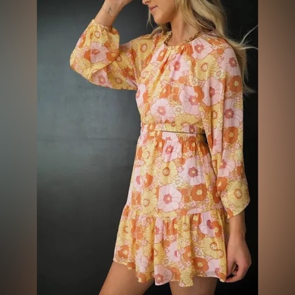 Steve Madden Dresses & Skirts - Steve Madden Cadi Floral Mini Long Chiffon Sleeve Dress Sz L